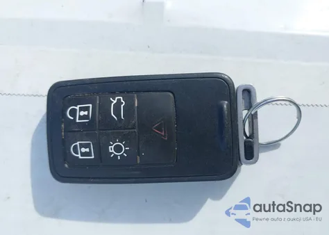 2010 Volvo Xc60 T6/T6 R-Design z USA, uszkodzony, nr VIN YV4992DZ0A2021340